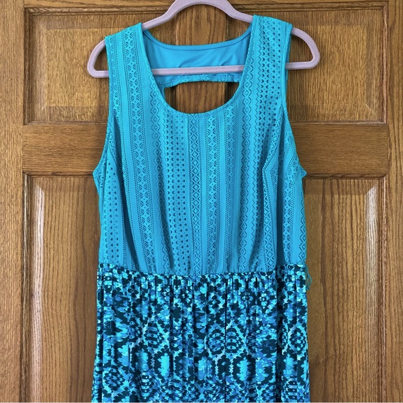 5/$15 Faded Glory Shades of Teal, Green, & Blue Maxi Dress 2X (18W-20W) - Picture 2 of 11